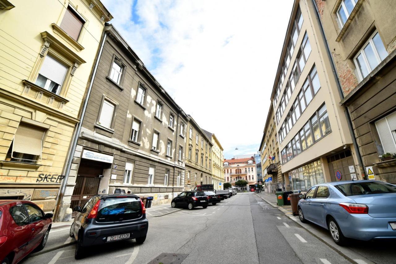 شقة 1Br In Central Zagreb & Main Station, Free Parking المظهر الخارجي الصورة